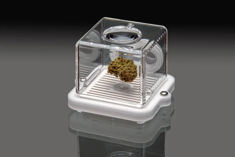 Puffer Pod white Bud Bar - Bud Bar